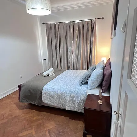 Stay Lisbon Home Проживание в семье
